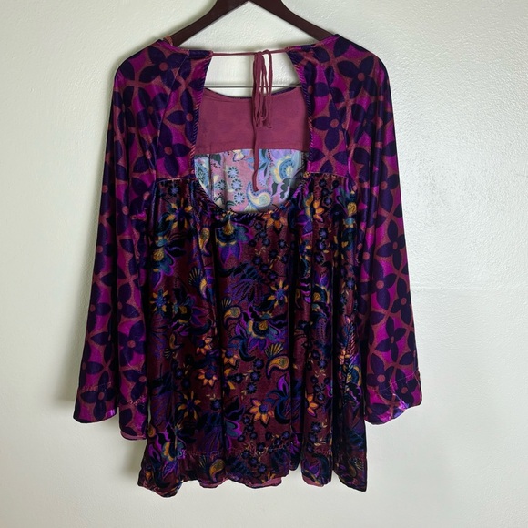 Free People Mary Mod Velvet Mini Dress Boho Retro Print Hippie Bell Sleeve Sz XS - Picture 3 of 7